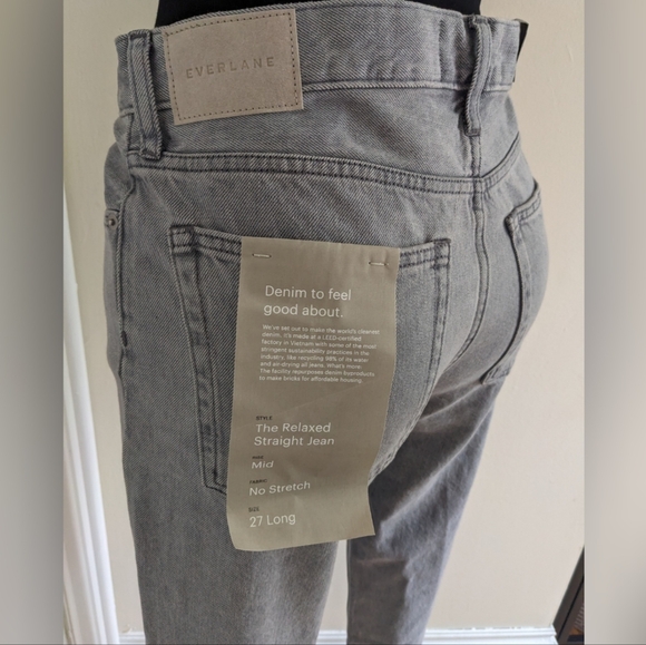 Everlane The Relaxed Straight Jean - Picture 5 of 9